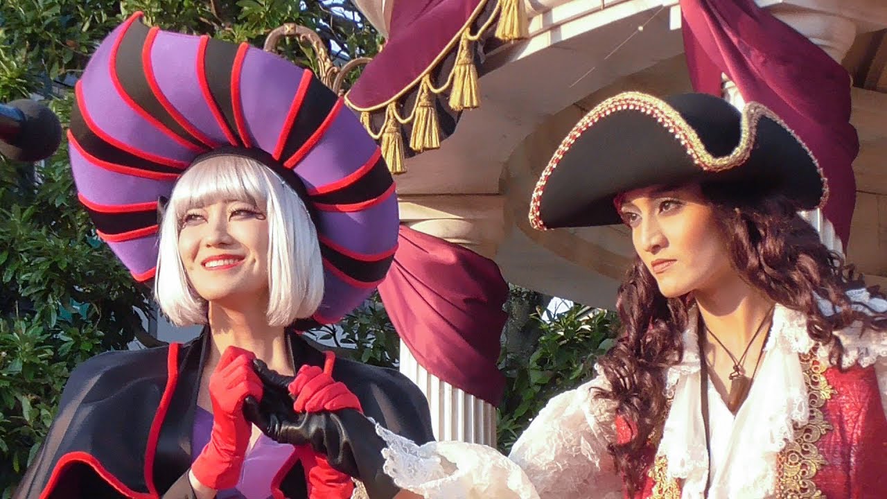 セリフを間違えてしまい帰ろうとするヴェールと慰めるホック【ヴィランズ手下】