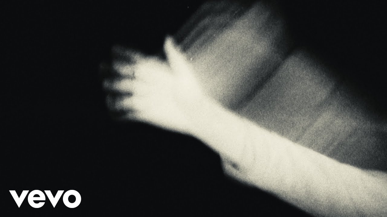 Still Blank - Ain't Quite Right (Visualizer)