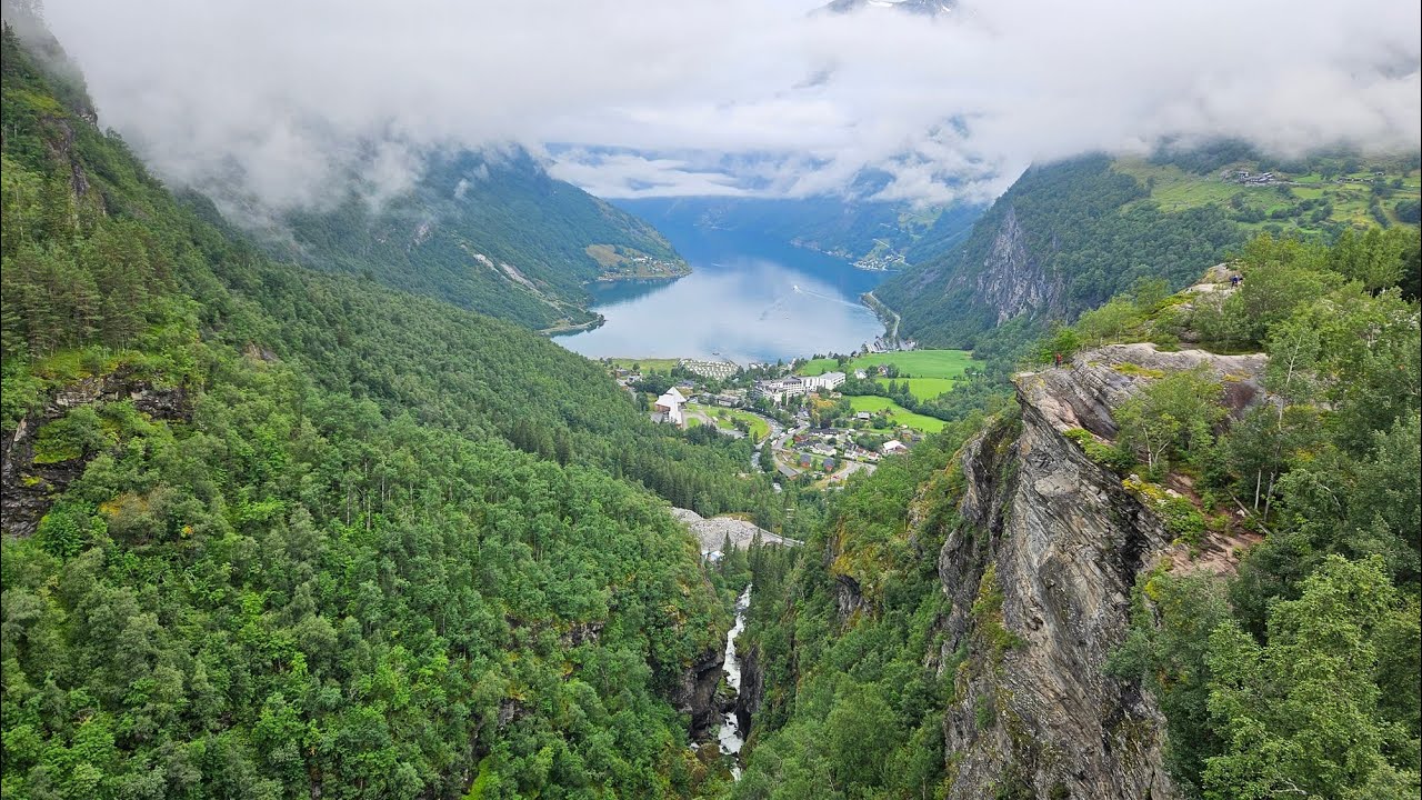 Grand tour of Sweden and Norway by train, coach & ferry/boat