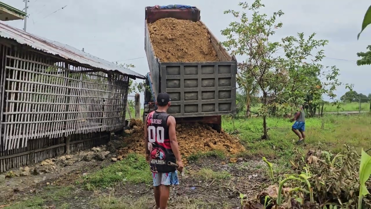 Pagawa tayo bagong kalsada 