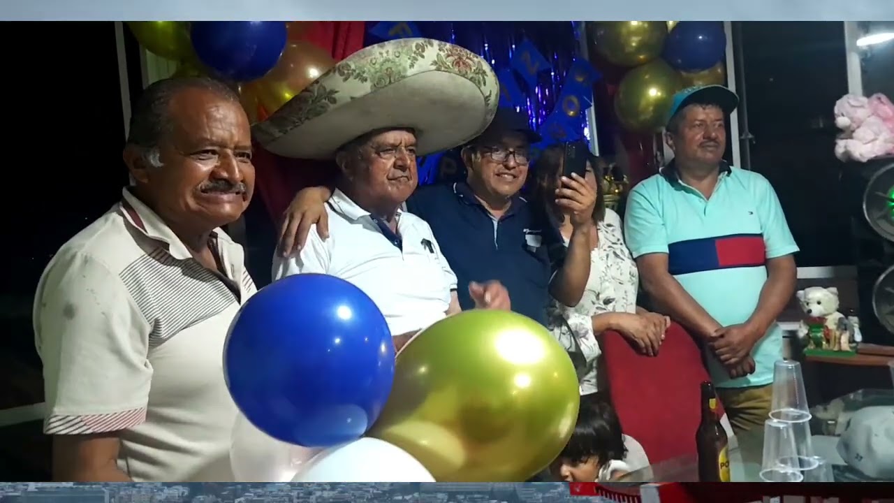 Serénata cumpleaños 80s Oromo Piña 