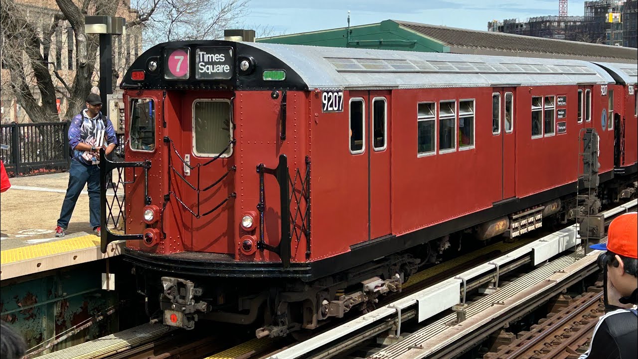 Redbirds running on the (7) line 2025
