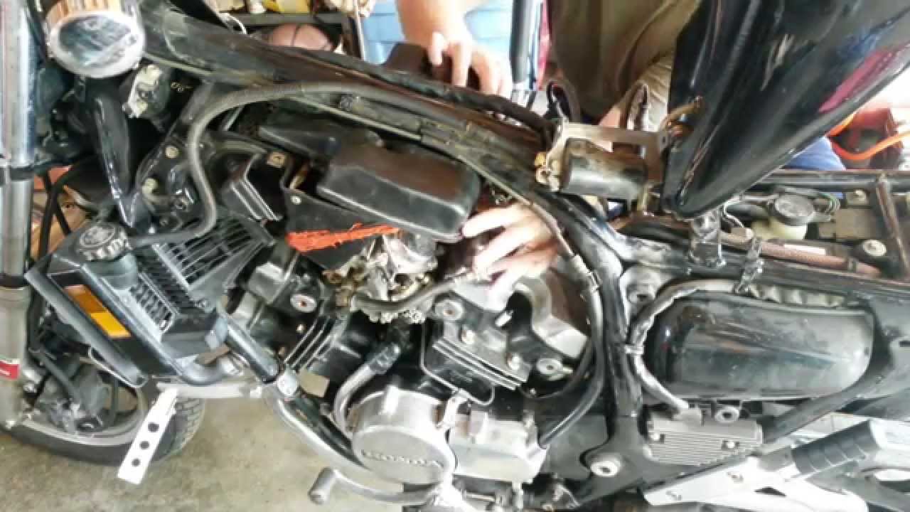84 Honda V30 Magna Carb Removal