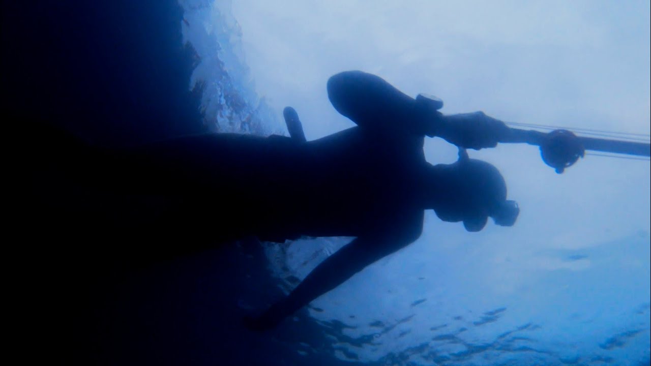 spearfishing under Brighton pier