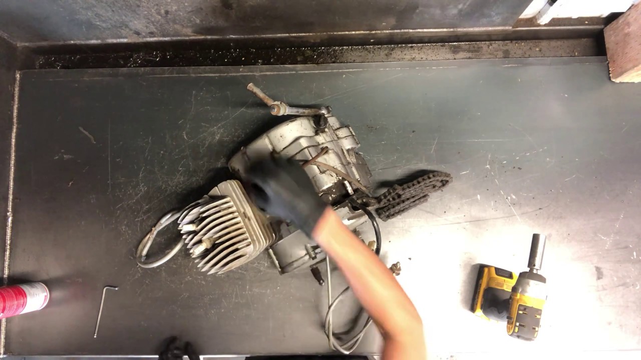 Yamaha CT175 CT1 CT 175 Vintage (1 of 4) Top End Rebuild - Piston Cylinder Head Removal Locked UP