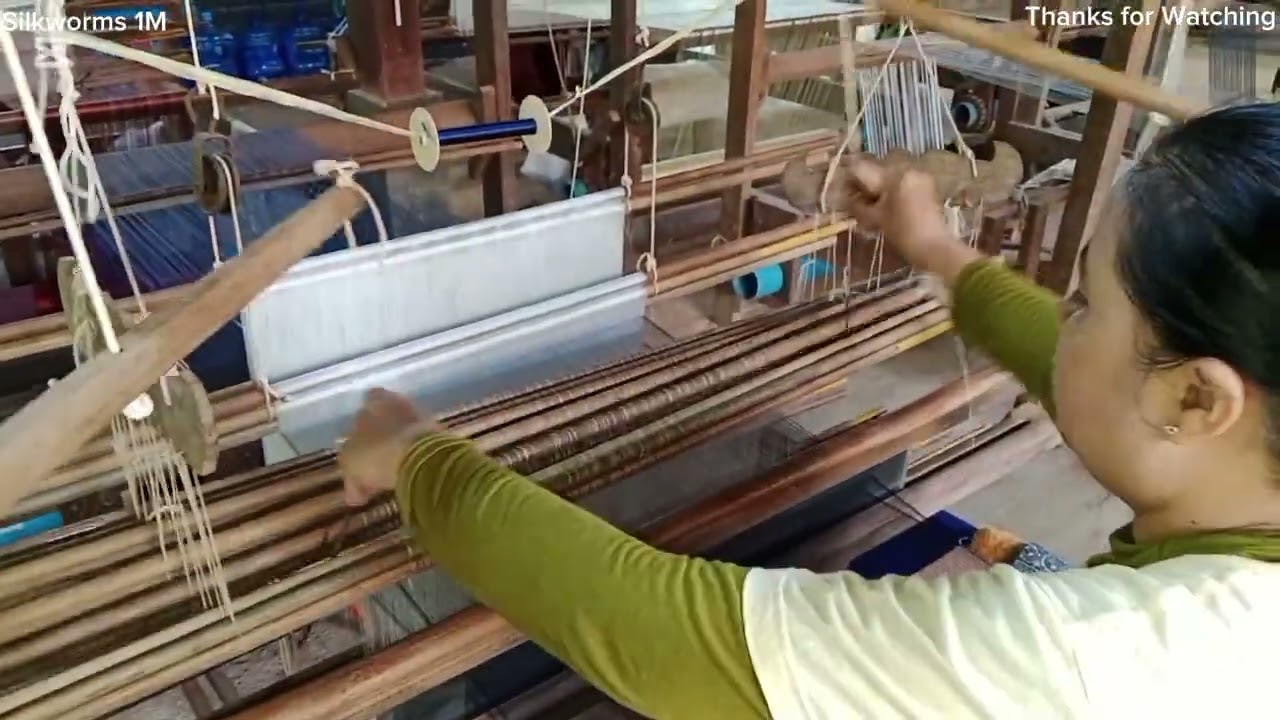 How Cambodian traditional silk weaving throwing manual shuttle in-out to get scarf three days one.
