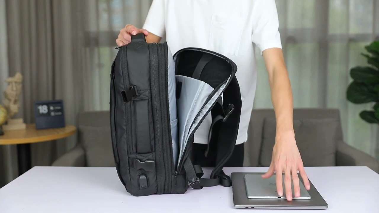 Mark Ryden | Business Backpacks: Expandos