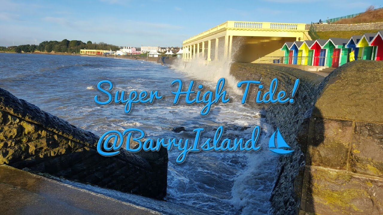Barry Island's Super High Tide! ❤ #Hurricaneimogen
