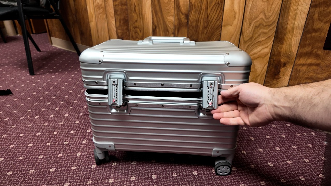 Взгляните на чехол для фотоаппарата Perle Path Full Aluminum Camera Carry On Camera Case.