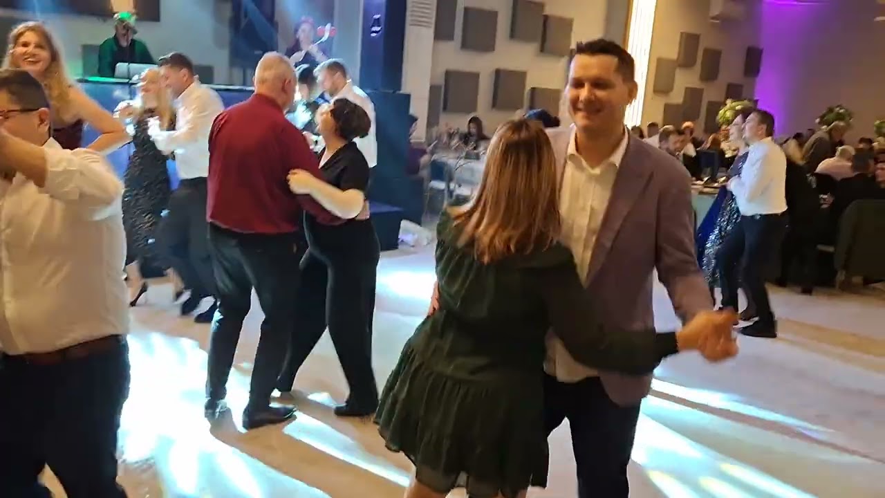 Romanian music, New Year party p7
