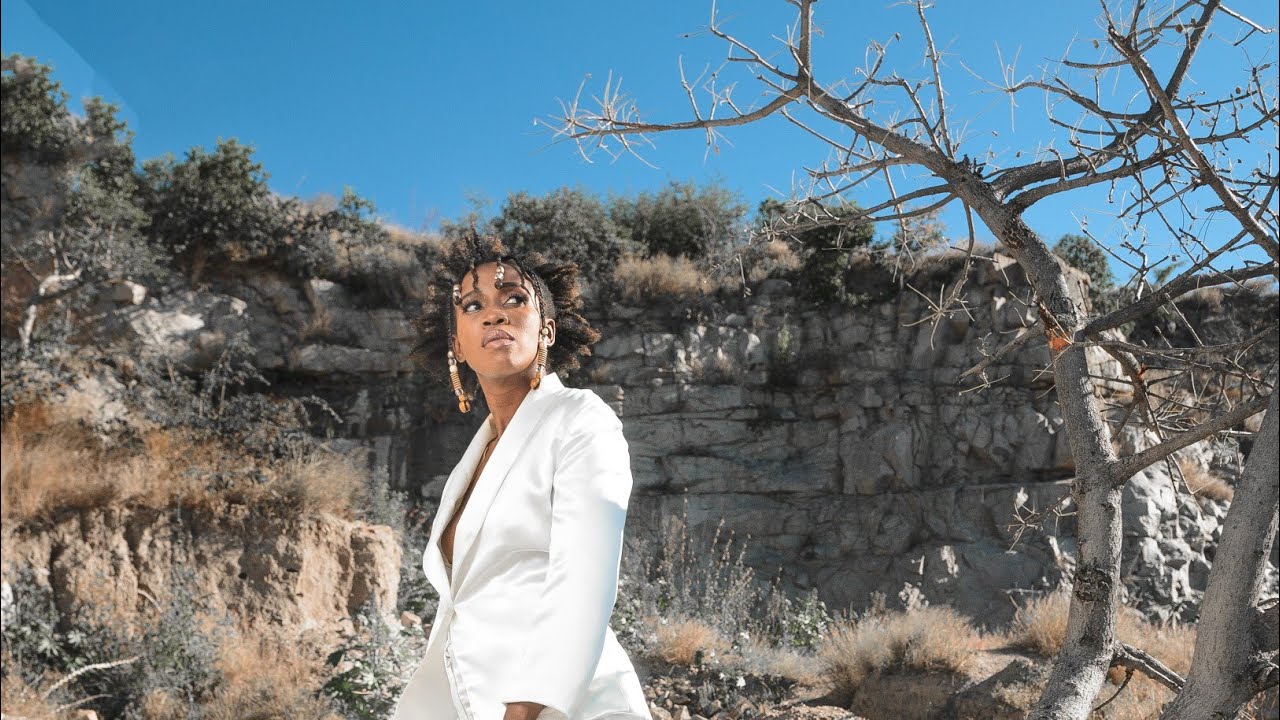 Vuyo Brown - Mayeh (Official Video)