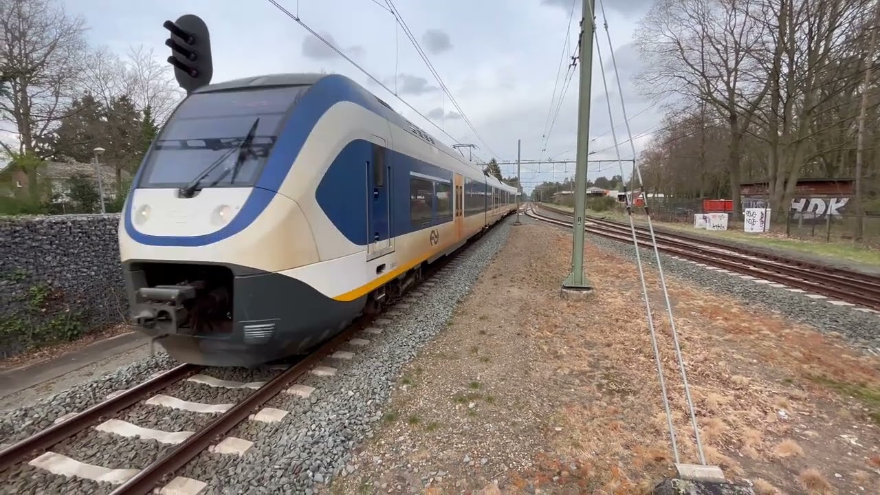 [4K] Cabview Holland met toeter en lege spitstrein langs Nunspeet