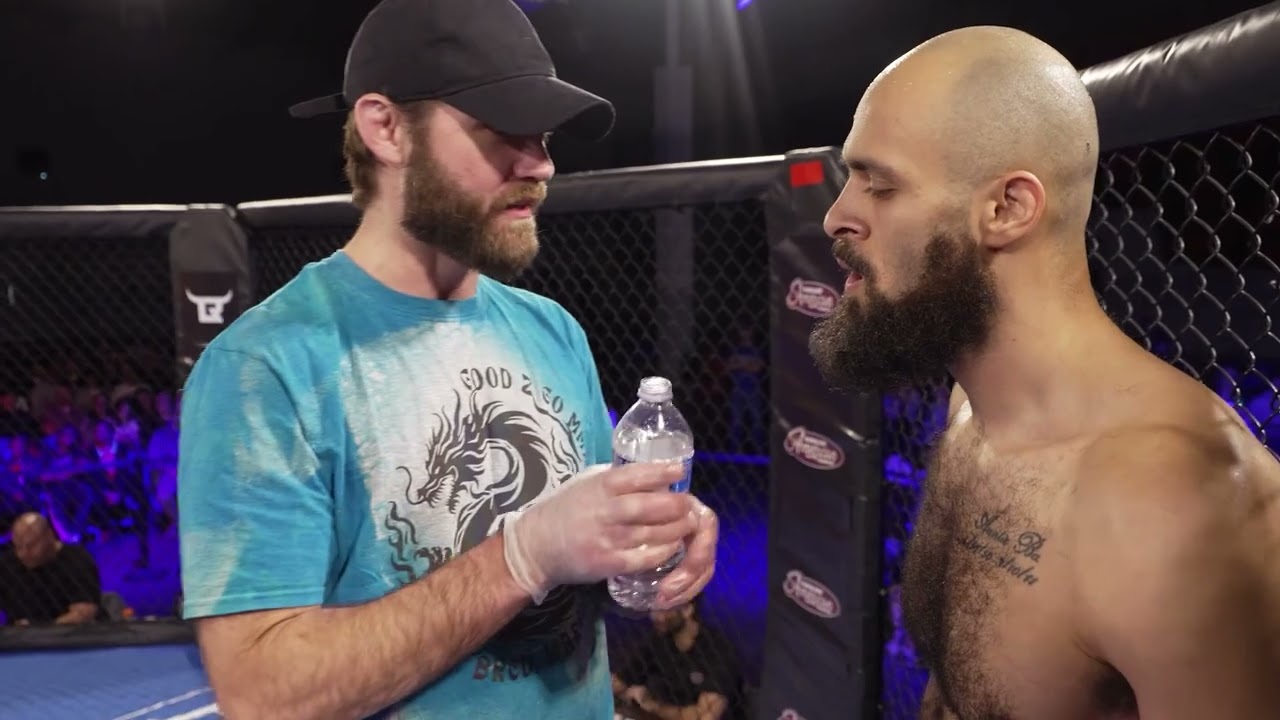 Darius Grady vs Mitchell Pollard | Muay Thai Debut | Stronghold Fights 1