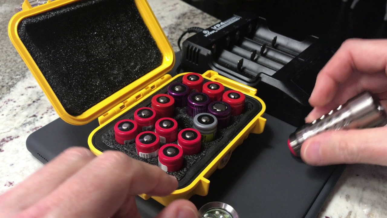 Barrel Flashlight Programming H17F - Checking your Battery Life