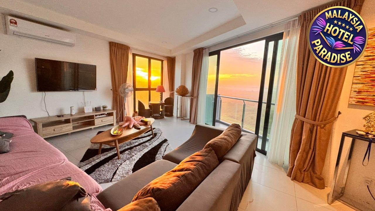 Saradise Kuching 3BR Merriton Luxury Condo Balcony | Kuching, Malaysia | Hotel Review 🌟
