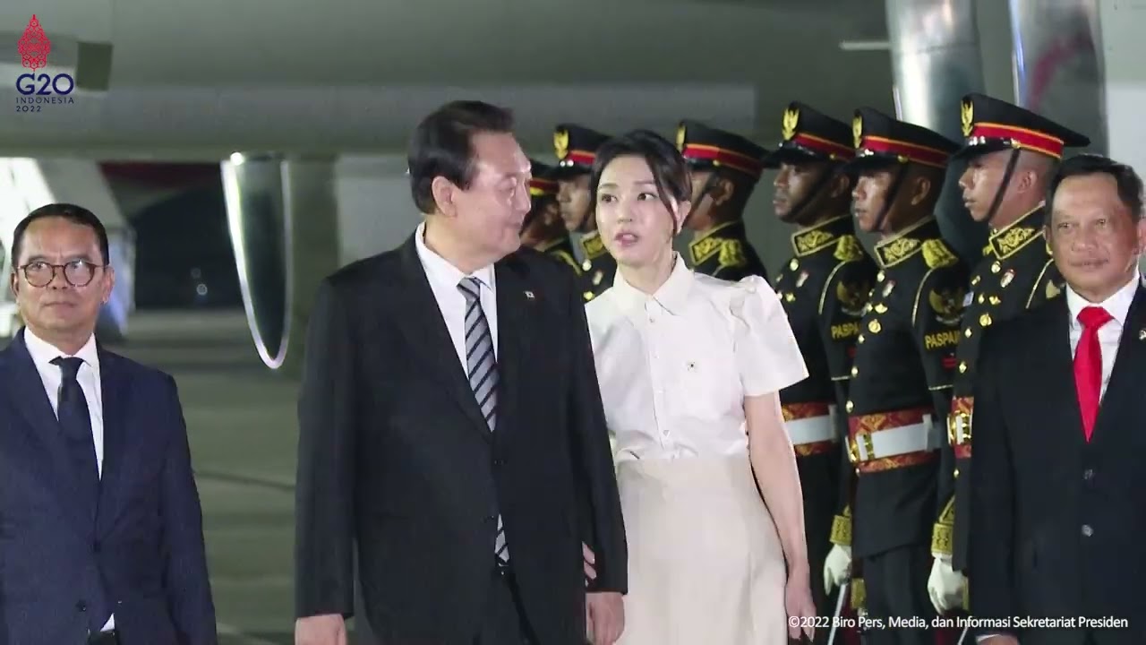 Presiden Korea Tiba di Bali untuk Menghadiri KTT G20, 13 November 2022