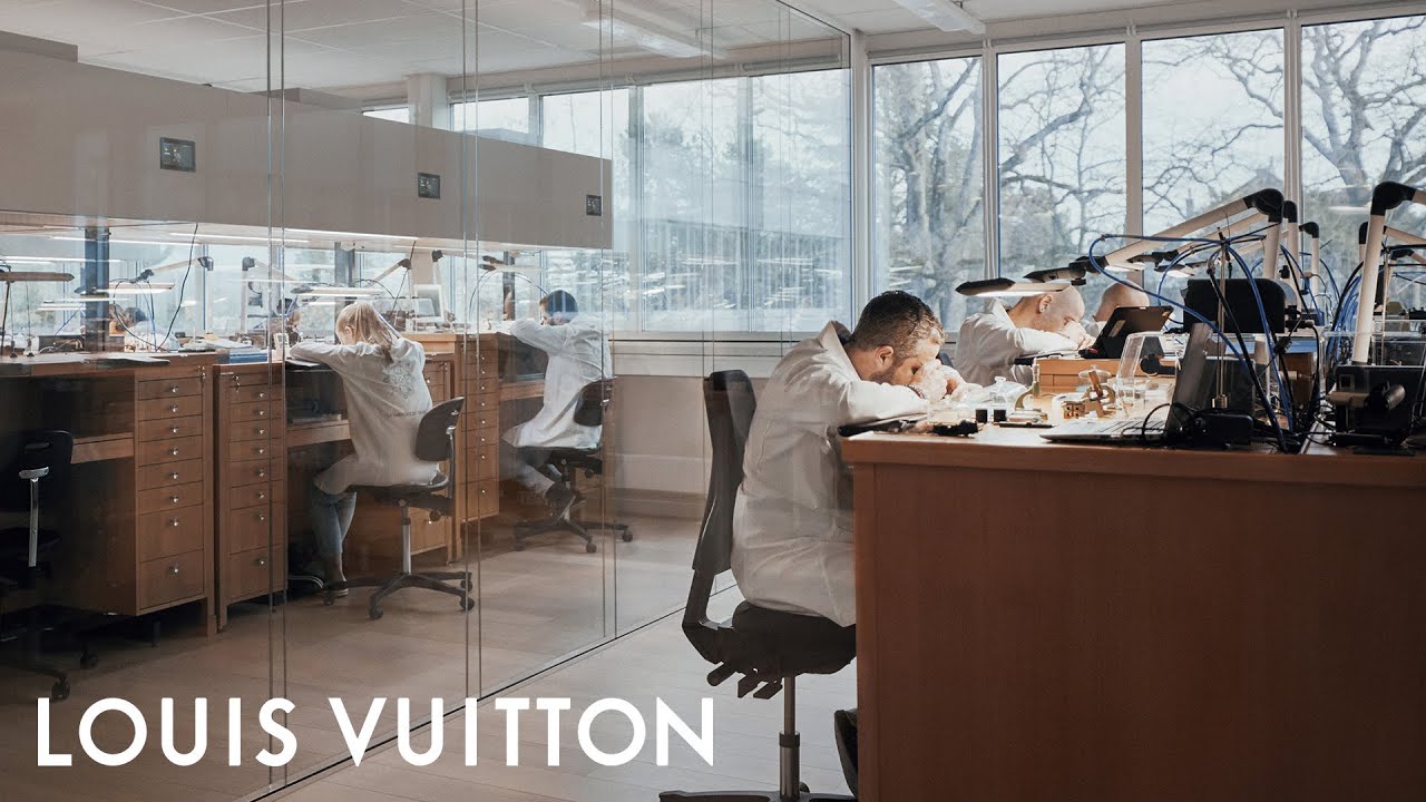 La Fabrique du Temps Louis Vuitton Manufacture | LOUIS VUITTON