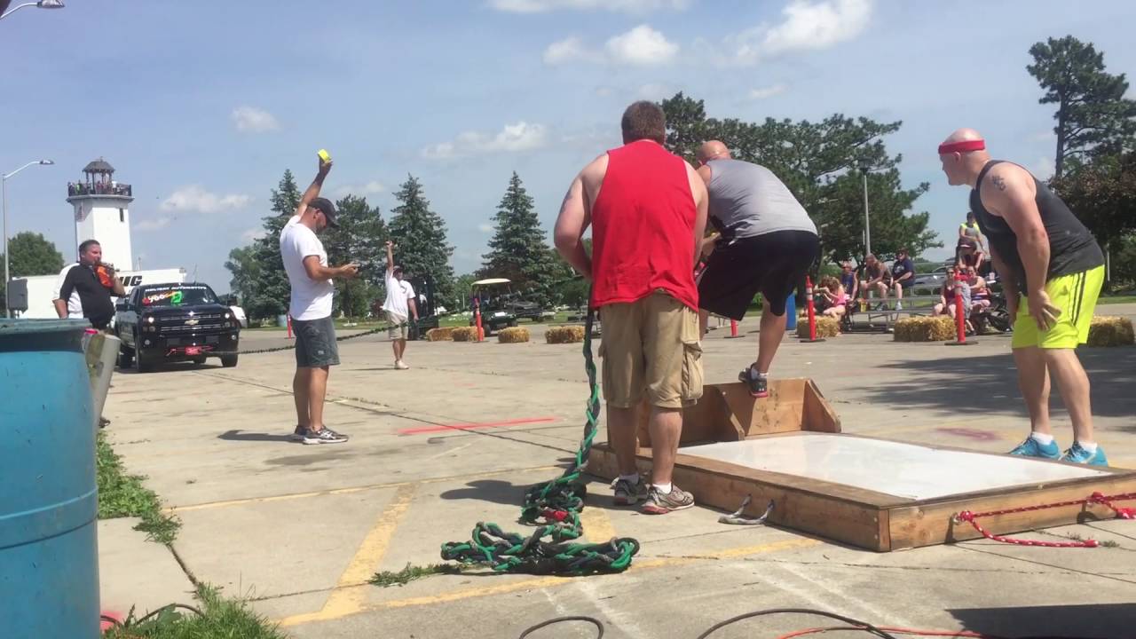 Walleye days Strongman 2016