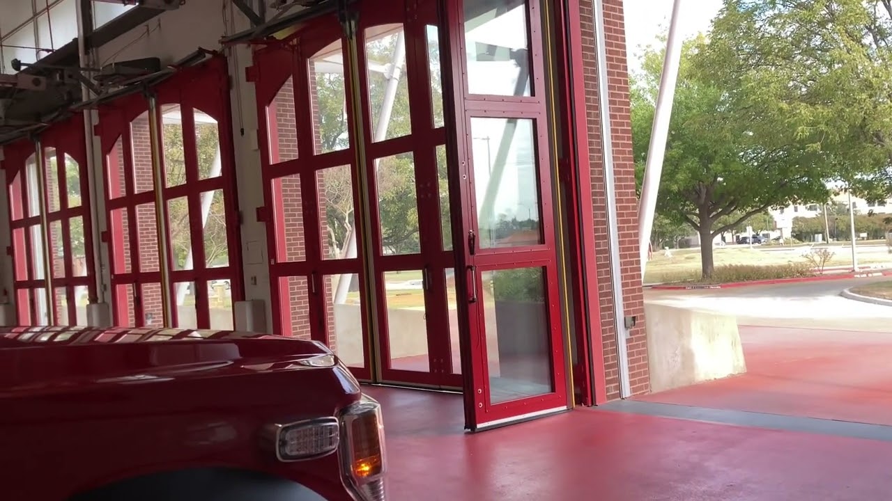 Plano Medic 1 and Truck 1 Responding to a Medical Call (Level 1)