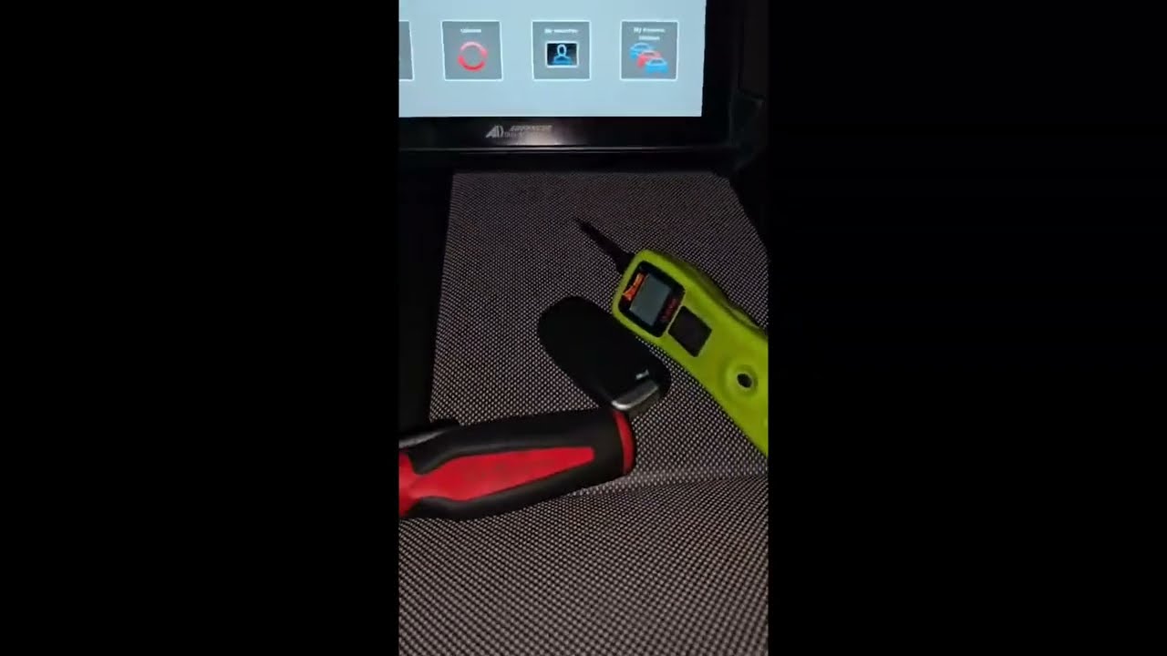 RAM Promaster 2023; все ключи утеряны, программирование бесконтактных ключей с помощью Gateway Se...