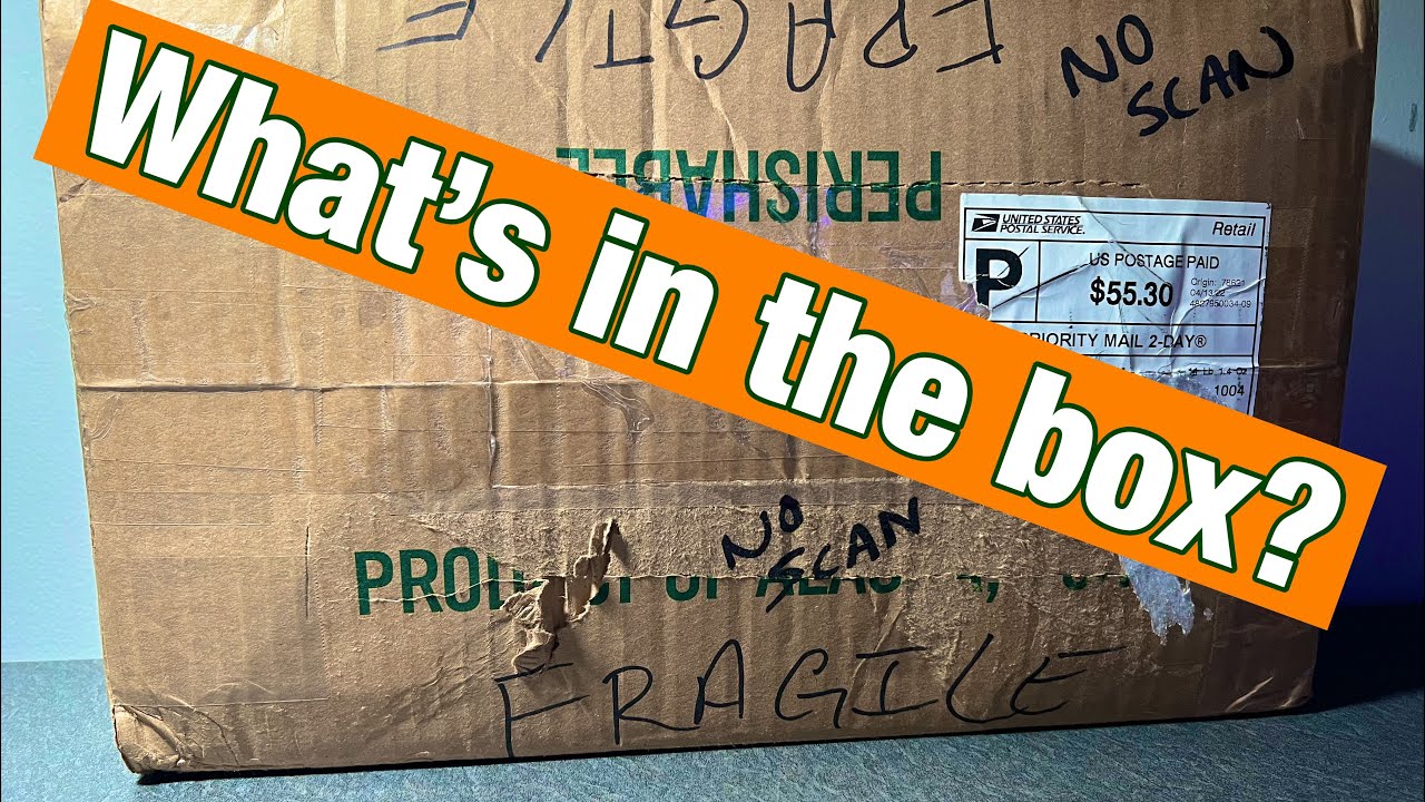 Lionel's Postwar 726 & 2426W in BEAUTIFUL CONDITION - Unboxing! #lionel #train #video #subscribe
