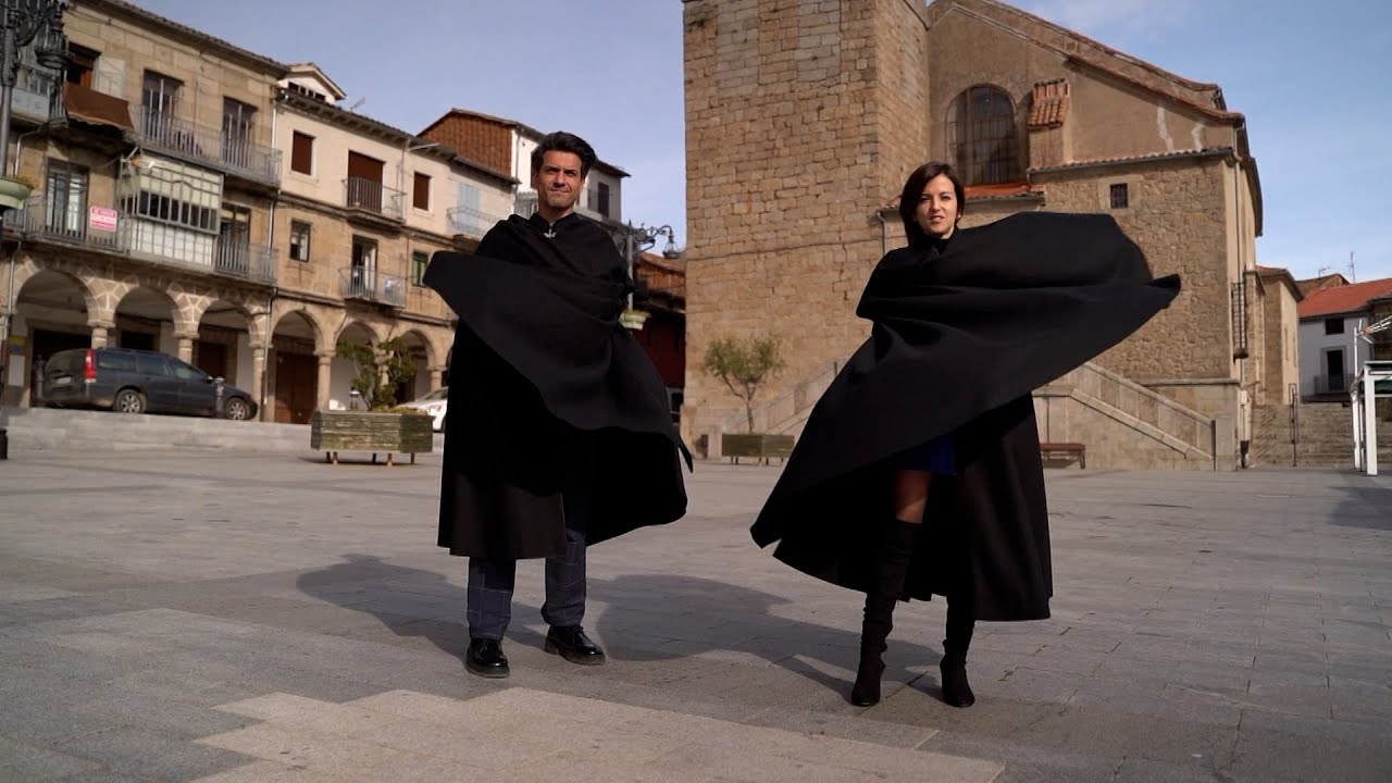 Patrones de moda T1/E11: Industria textil de Béjar, capa bejarana