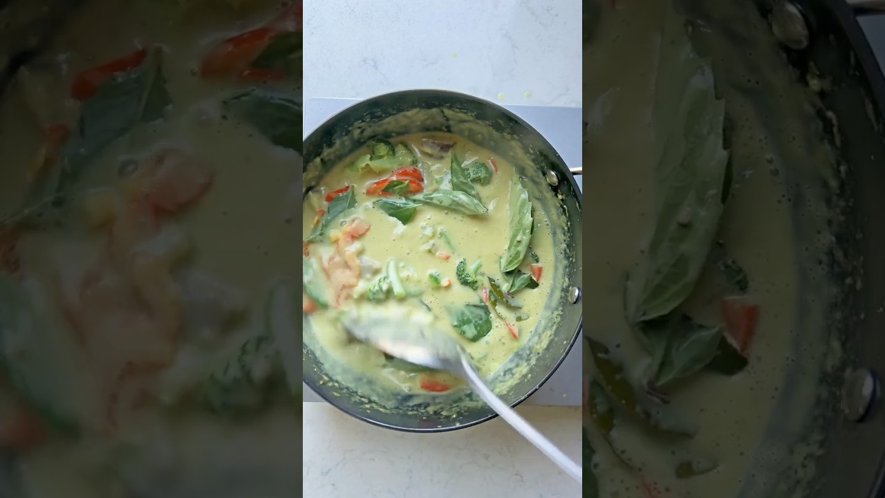 Easy Thai Green Curry with Coconut Milk #greencurry #thaifood