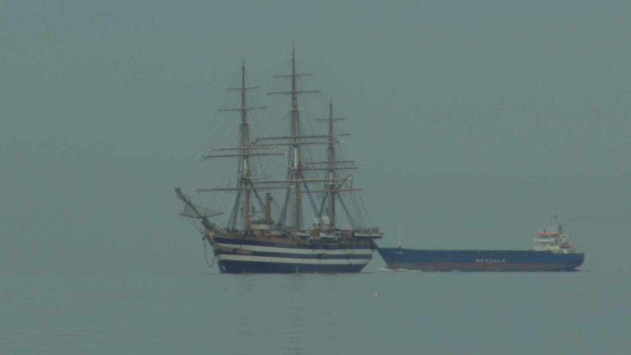 Barcolana 50, a Trieste arriva nave Vespucci