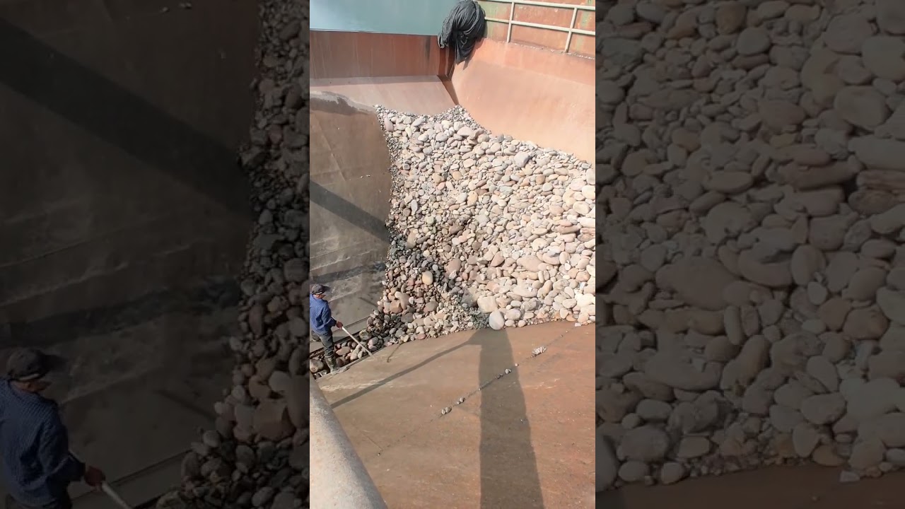 A long video of the final version of unloading pebbles from a ship#The working principle o