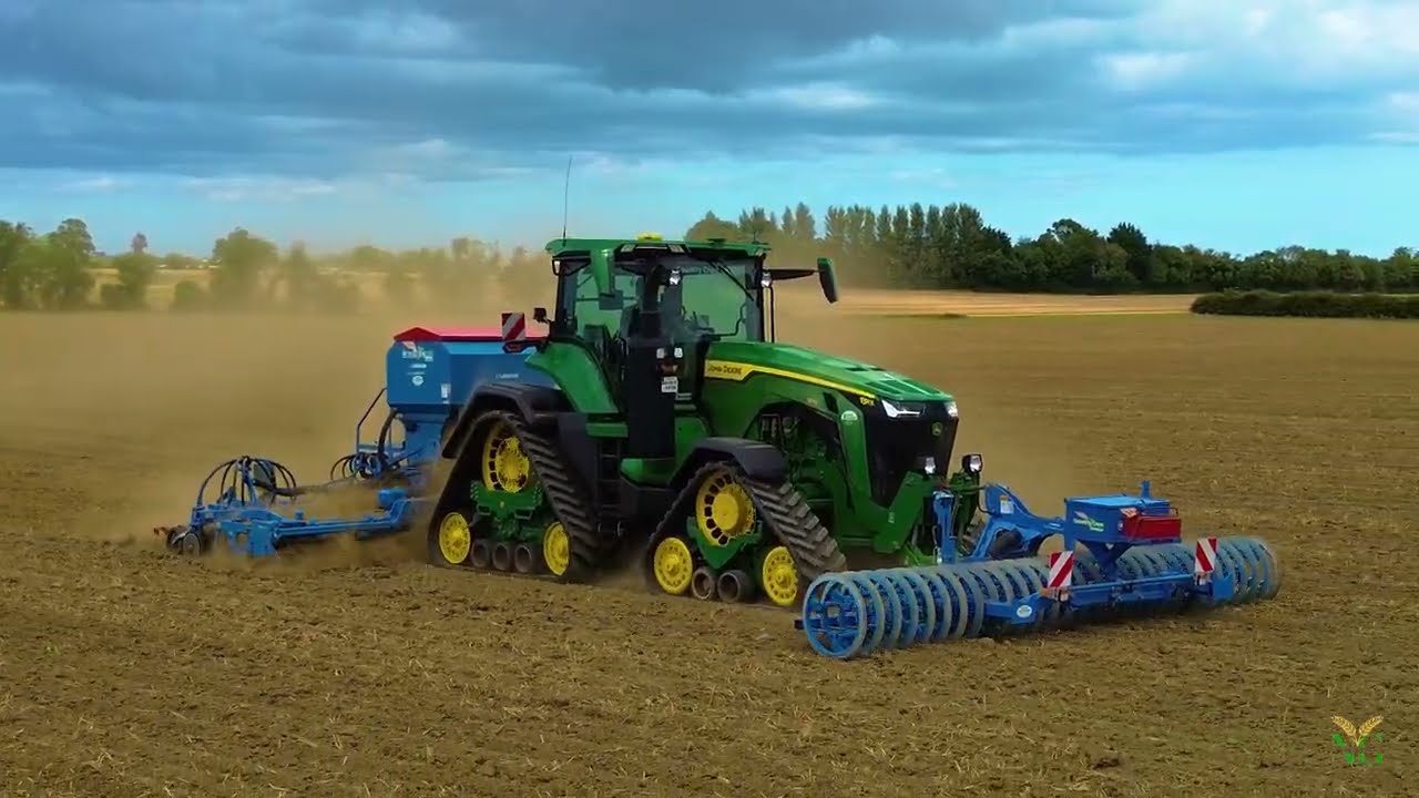 John Deere 8rx & 8r in action- Country Crest Farming