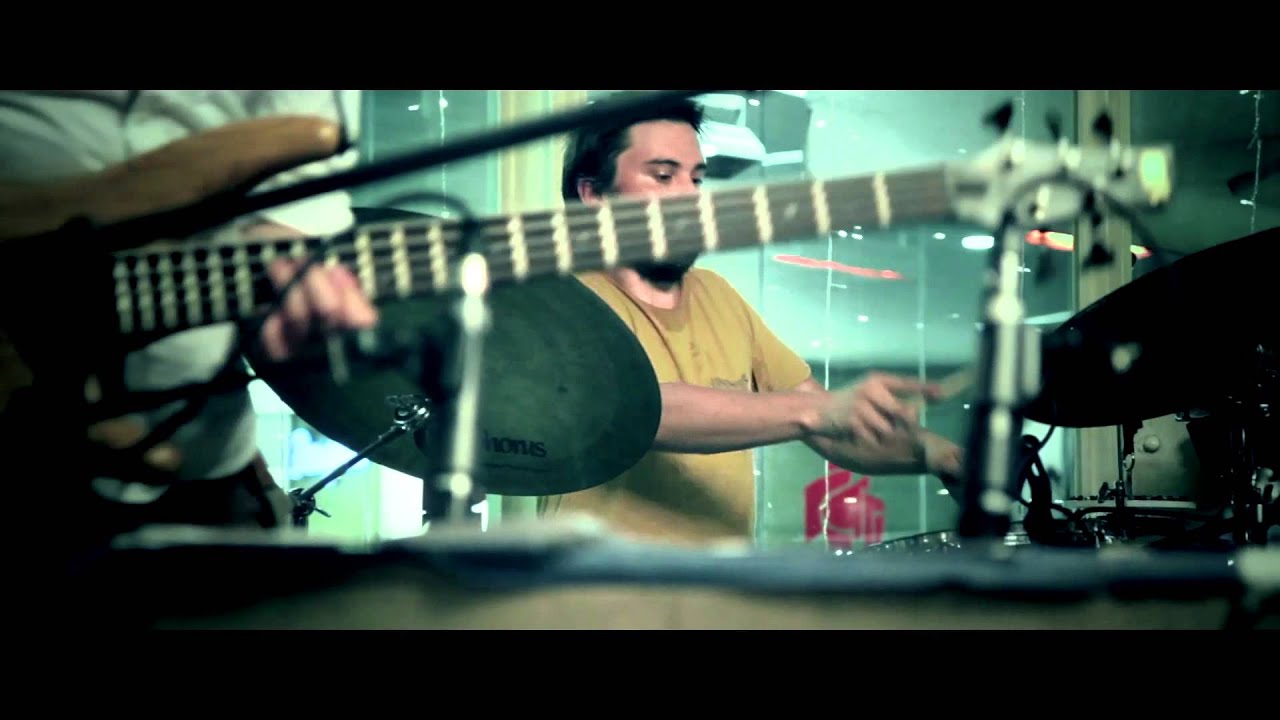 123 - KDA (live at the house cafe)