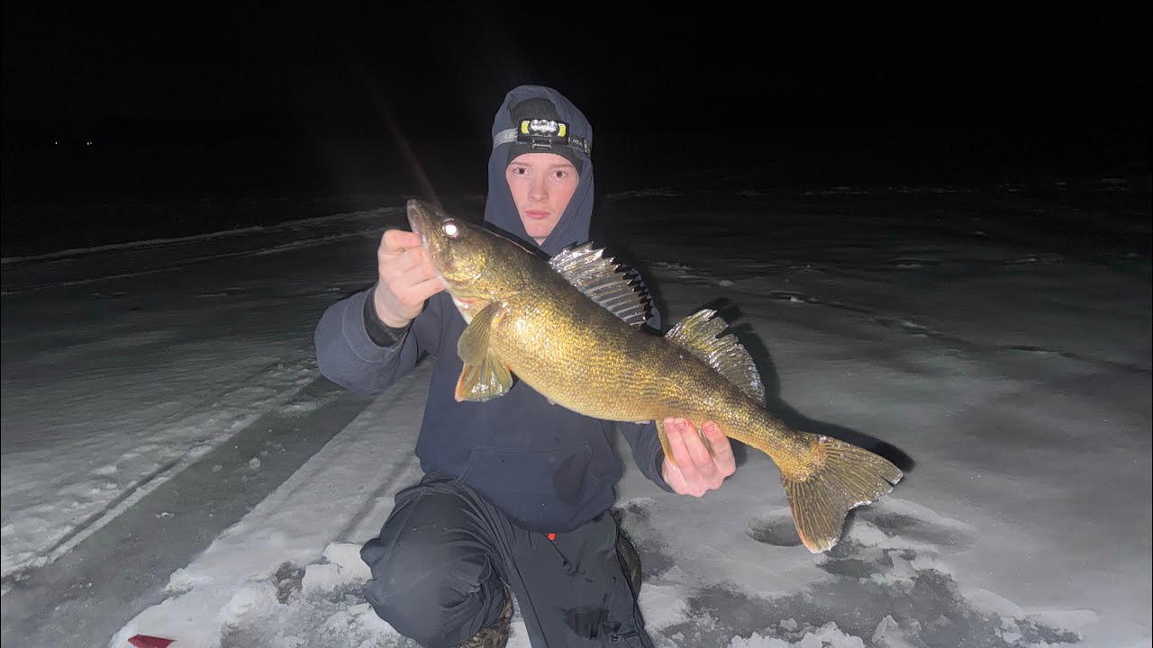Ice Fishing In a Brand New Spot! (Massive Walleye)