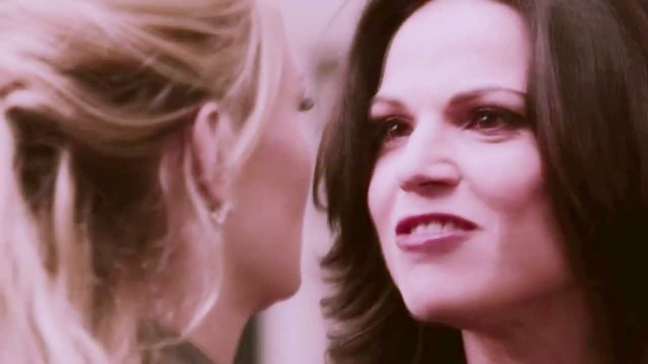 {Swan queen} Emma & Regina - Still