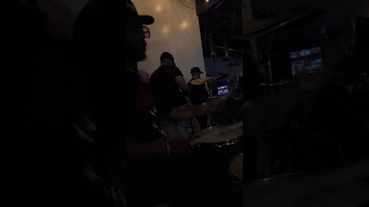 JovanChronos in Fluidity Band - Lady