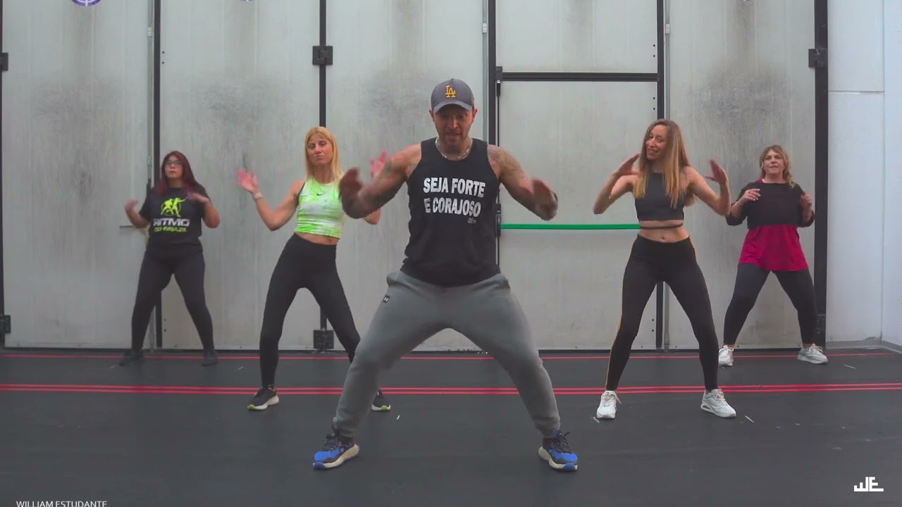 Monstrão by Anitta coreografia William Estudante 🇧🇷