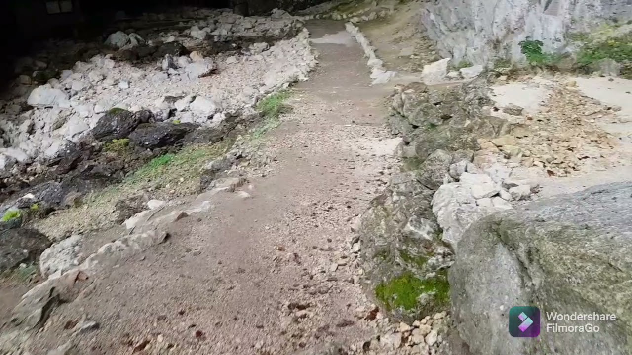 La Grotte de la Luire.🌿