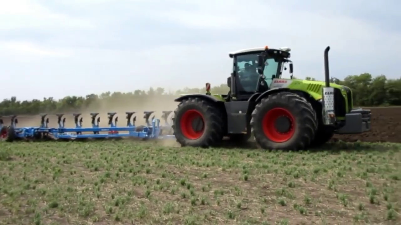 CLAAS XERION 4500 & LEMKEN EURO TITAN 8+3