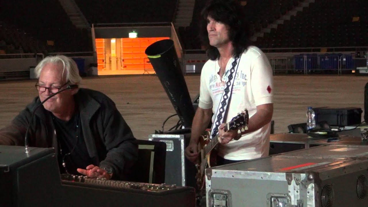 KISSONLINE EXCLUSIVE: TOMMY THAYER AT KISS' STOCKHOLM SOUND CHECK.