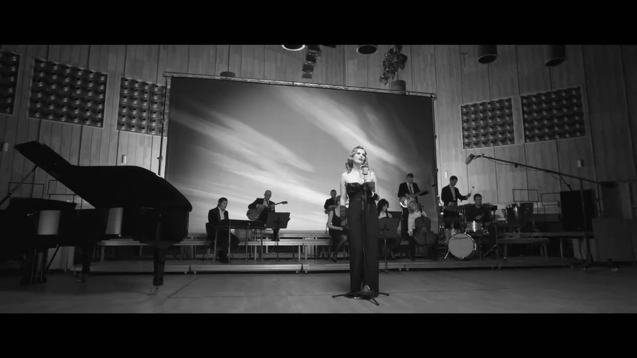 Smolik - Forget Me Not feat. Emmanuelle Seigner (Official Video)