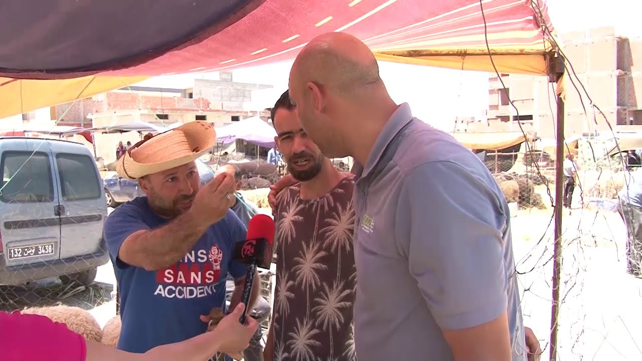 استفزه مواطن..فلاح يثور غضبا أمام كاميرا..شوفو فاش نعانيو وبعد احتجوا عالأسعار..الدولة هي المسؤولة!