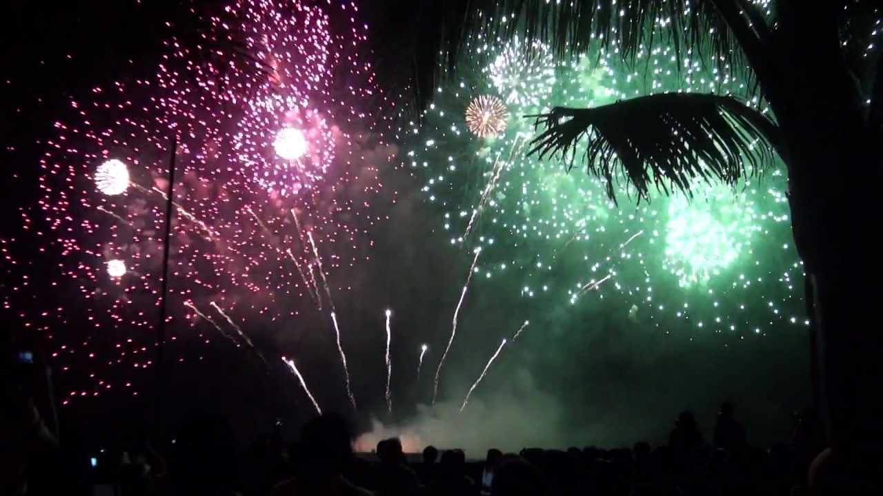(HD) UK - 4th Philippine International Pyromusical Competition 2013