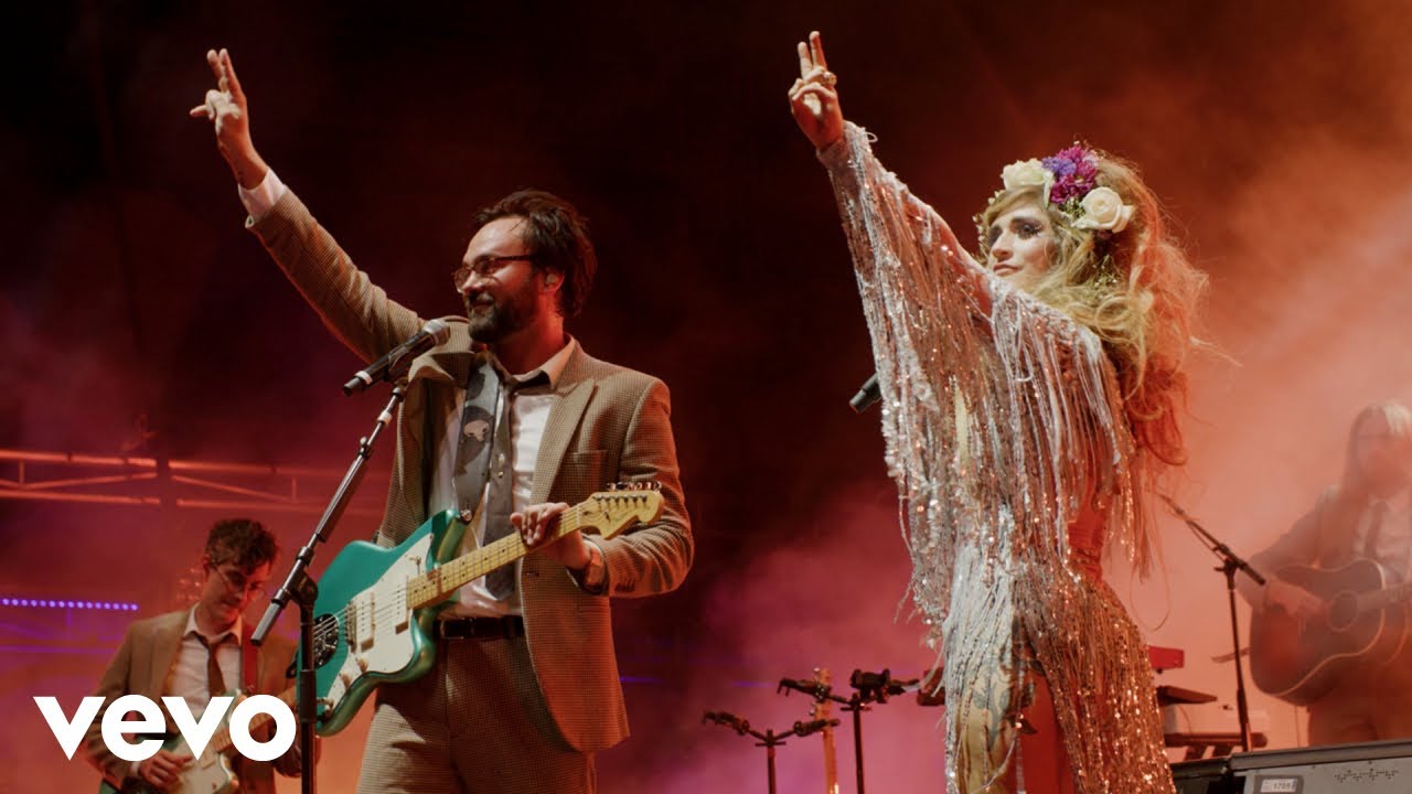 Shakey Graves feat. Sierra Ferrell - Ready or Not (Live From Red Rocks)