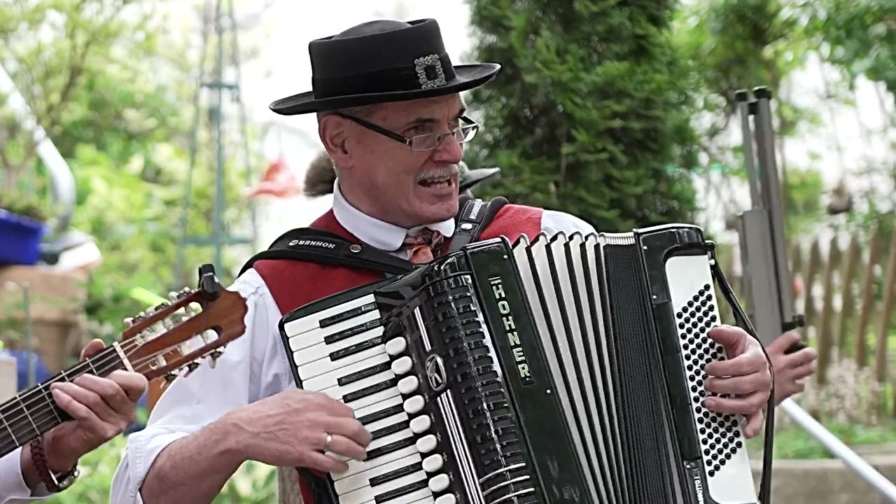 17 Muss i denn, Als wir jüngst in Regensburg - Heimat- und Volkstrachtenverein Regensburg Stamm