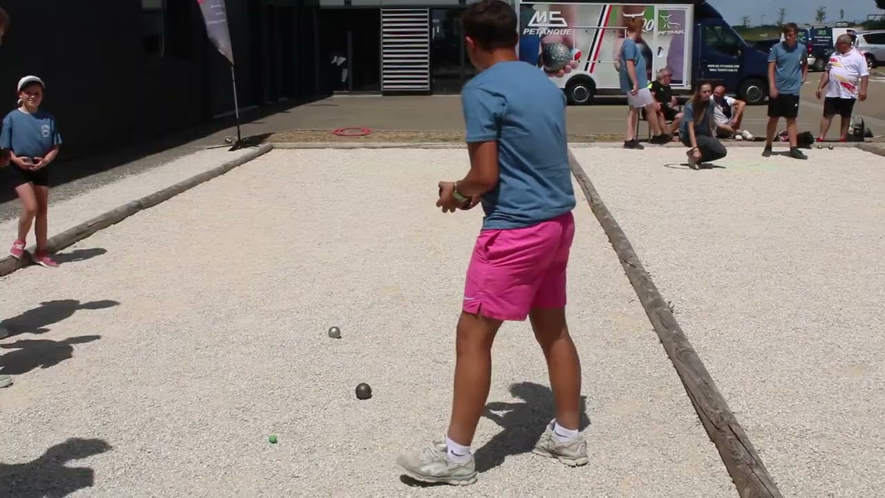 Compilation de Noam  à l'usine MS Pétanque