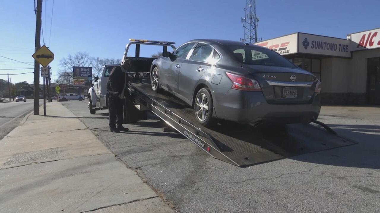 AAA offers free 'Tow to Go' service on New Year's Eve: What to know