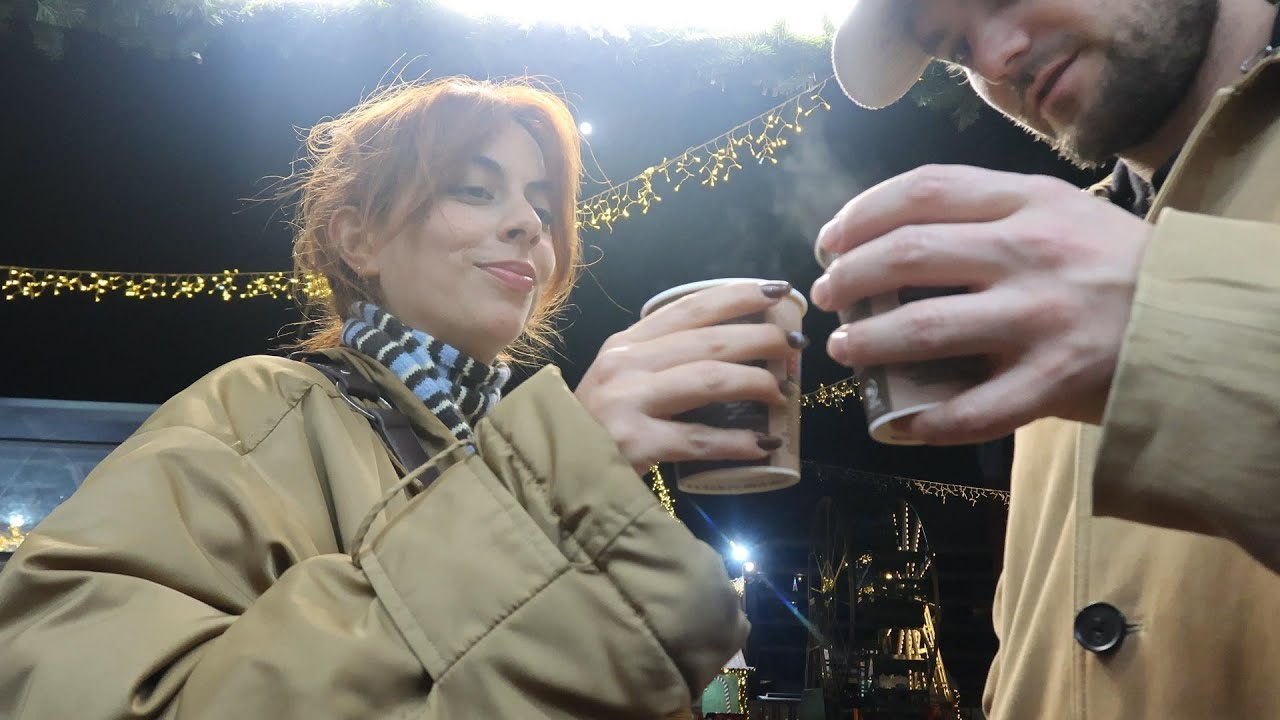 vlogmas #3 | christmas market & gingerbread houses