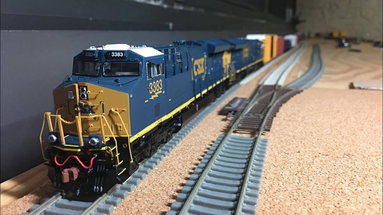 Обзор и тестовый запуск ScaleTrains CSX HO Scale ET44AH GEVO Tier 4!