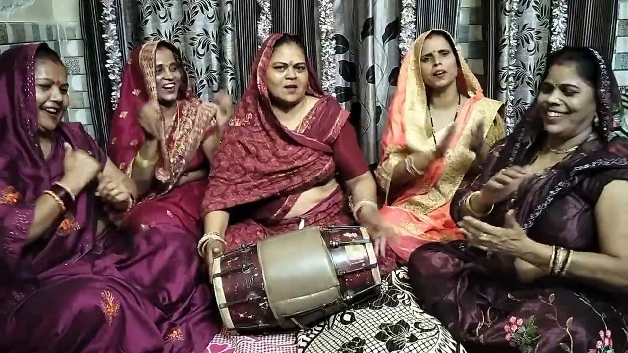 मेरे नारायण की ऊंची अटरिया मिलने कैसे हो मेरे नारायण की ऊंची अटरिया मिलने कैसे हो
