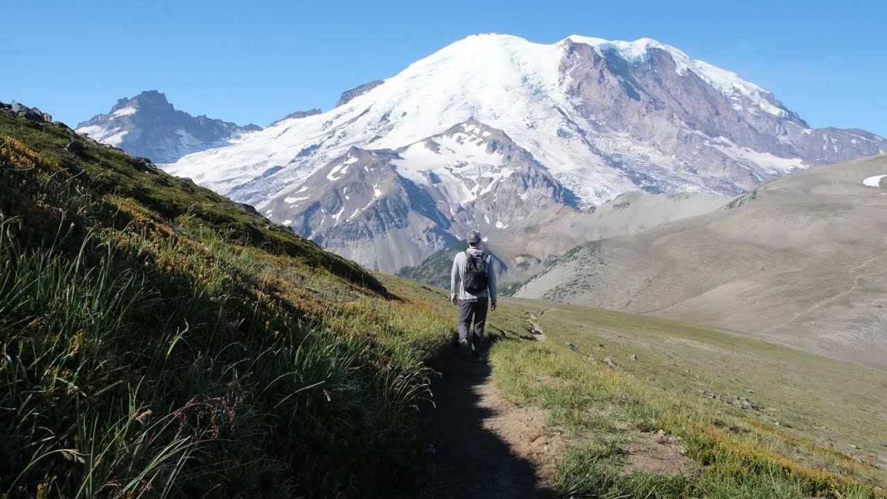 A Year of Hiking in the Pacific Northwest