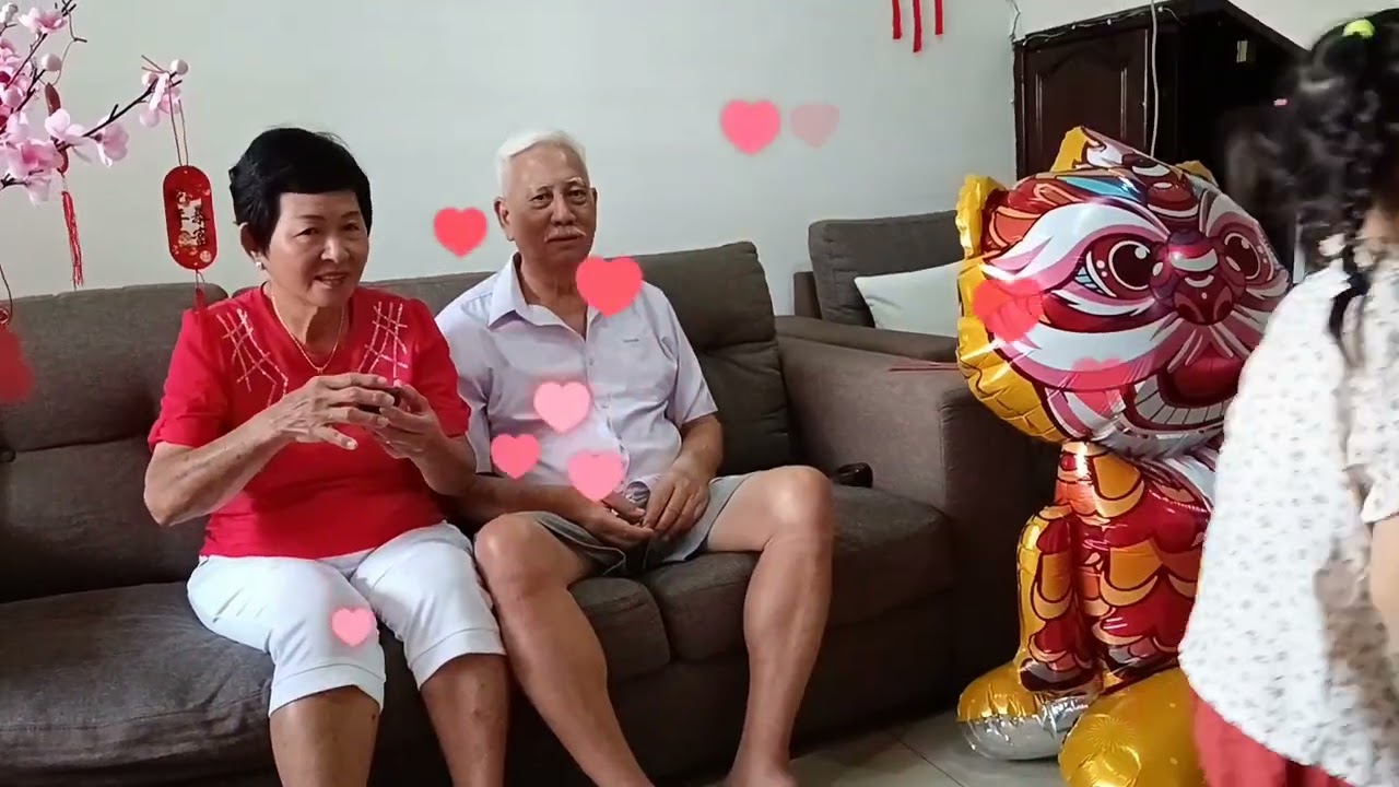 大年初三蛇财缤纷合家欢.......